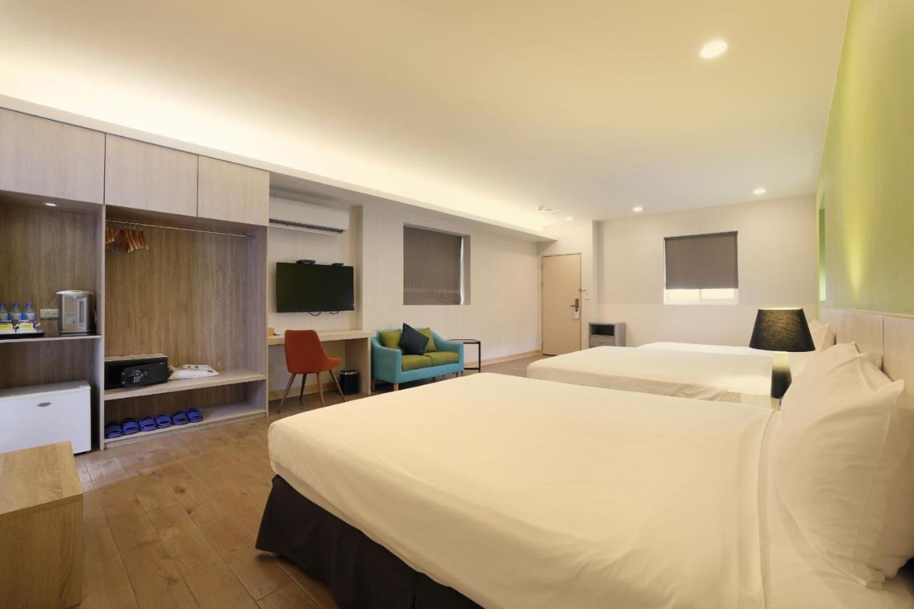 Tc Hotel - Hualien Zhongxiao Exteriör bild